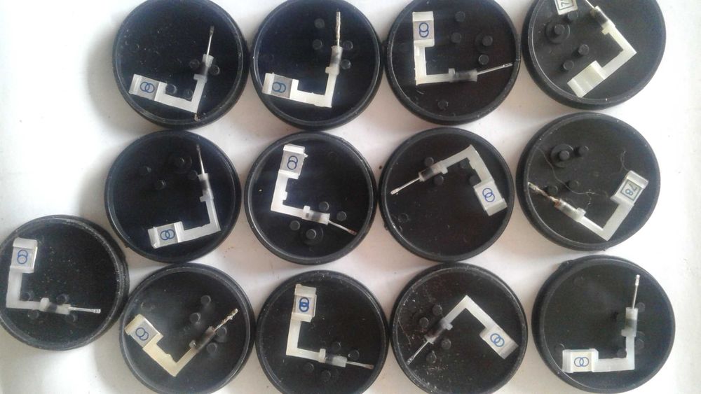 Детали,аксессуары и комплектующие,разборка.проигрыватель винила.