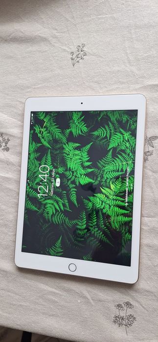 Apple iPad 9.7” 32 GB Wi-Fi (2018) GOLD – 1 właściciel, pudełko