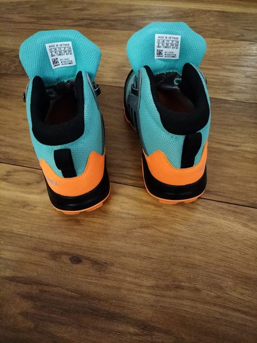 Adidas TERREX CONTINENTAL Nowe buty zimowe dla chłopca 33 i 1/2 nowe