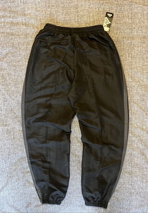 Широкі Нейлонові штани Lonsdale НОВІ! з магазинними бірками! casuals