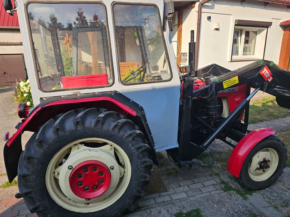 Ciągnik Ursus C330