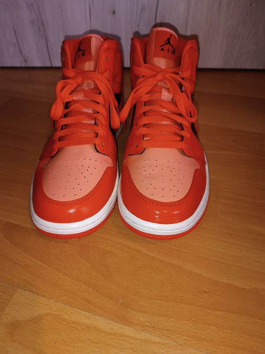 Jordan 1 MID SE rozmiar 42,5