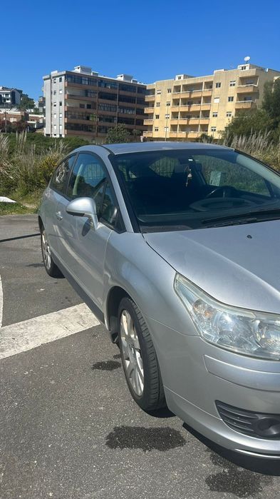 Citroën C4 1.6 HDi-aceito troca por 5 lugares