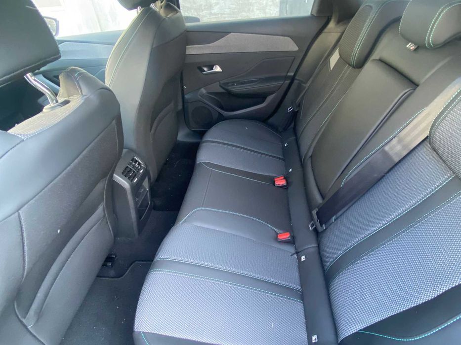 Salvado Peugeot 308 SW III 1.5 BlueHDi 130hp | 2024 | 11.890Km