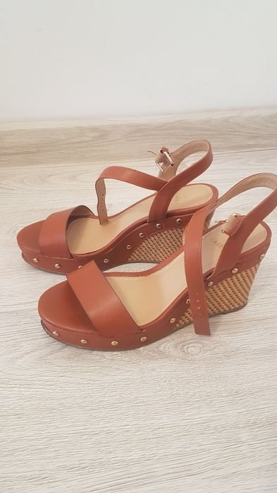 sandały na platformie rozmiar 39 Jenny Fairy