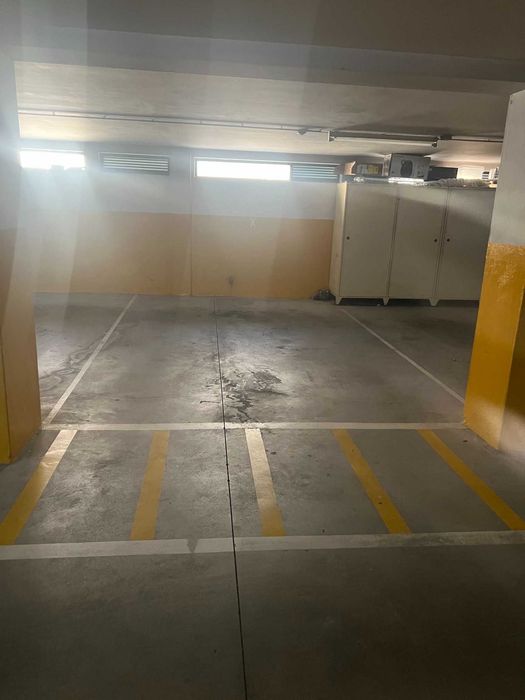 garagem estacionamento  rua amial porto