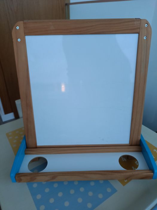 Quadro multifuncional para crianças