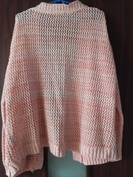 Sweter/narzutka  Atmosphere rozm 48/20