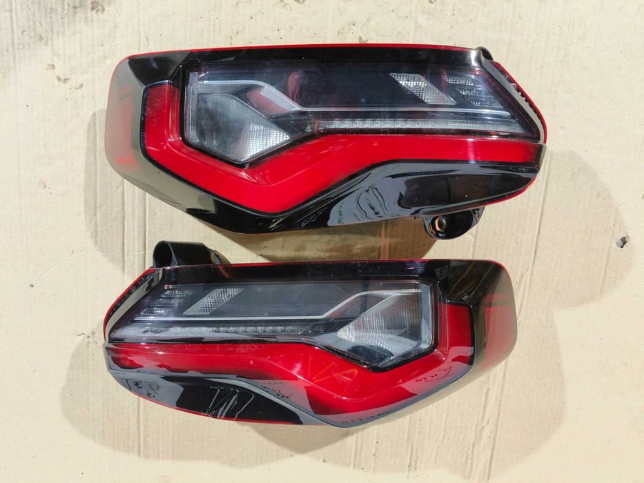 Задні ліхтарі BMW 2 G42 в наявності