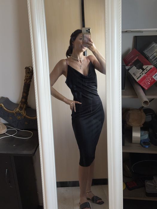 Сукня міді River Island