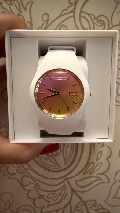 Годинник ICE нові оригінал паспорт коробка