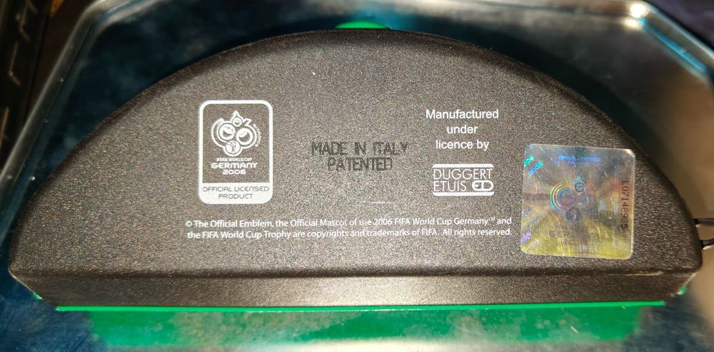 sprzedam pudełko+okulary+4 D