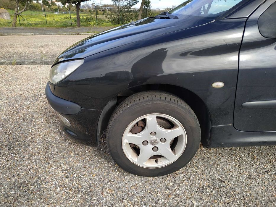 Peugeot 206 1.4 16V Black and Silver