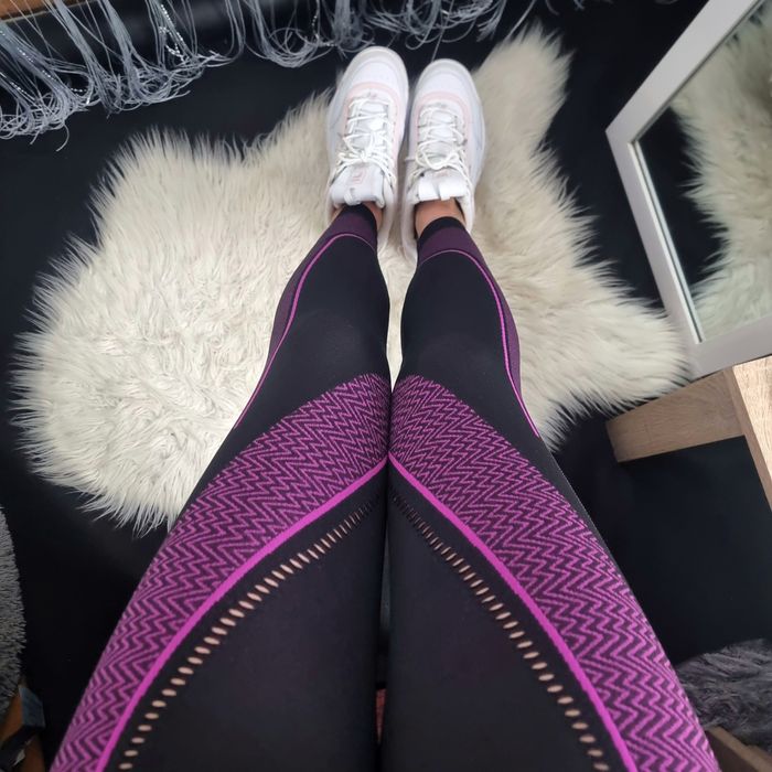 Leginsy spodnie damskie do ćwiczeń push up z wysokim stanem M