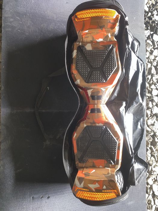 Гіроскутер в чудовому стані с Блютуз монтованими колонками і світлом