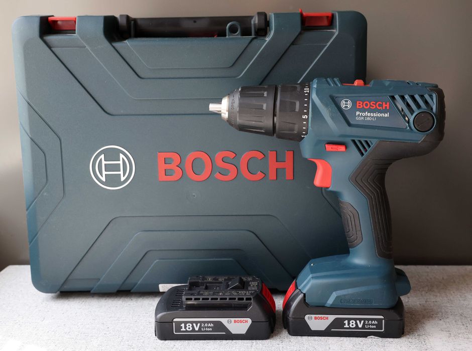 Аккумуляторная дрель-шуруповерт Bosch Professional GSR 180-Li