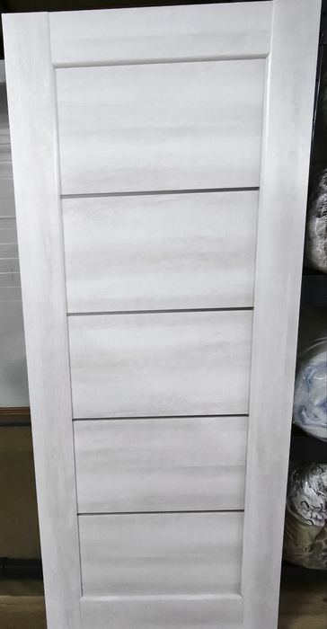 Дверное полотно "Мира" ПВХ Делюкс ясень new 800 стекло