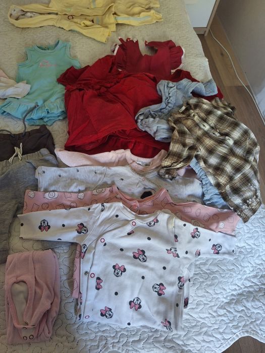 Paka ubranek dla dziewczynek 54-68