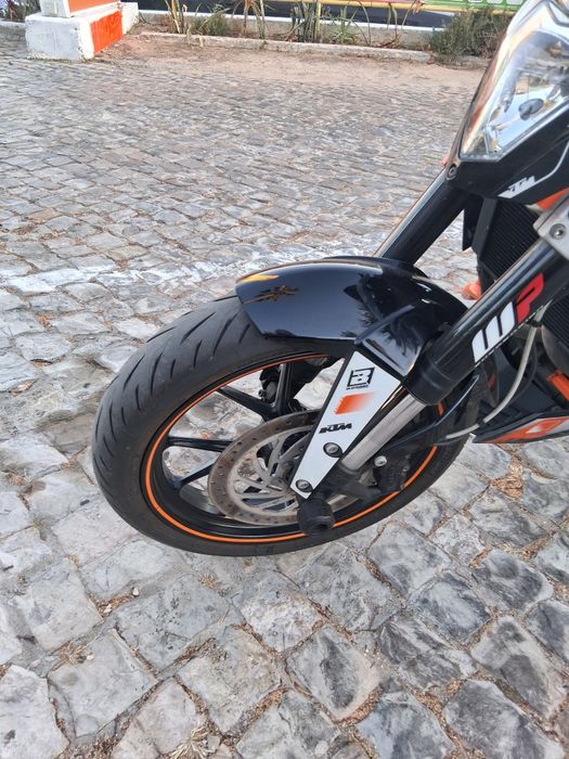 Ktm Duke 200  urgente