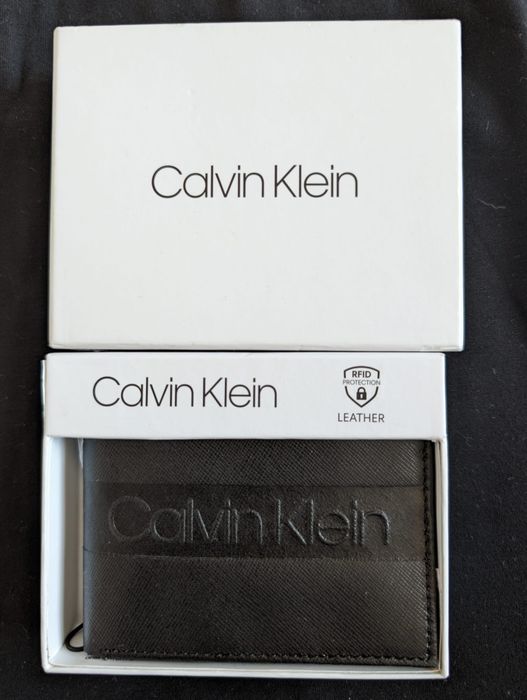 Portfel skórzany Calvin Klein na prezent- nowy