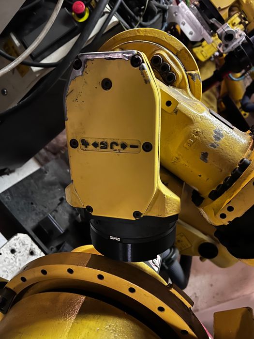 Robot przemysłowy Fanuc R2000iB 165F
