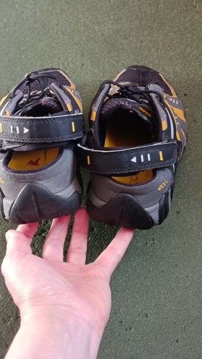 Кроссовки сандалии ECCO