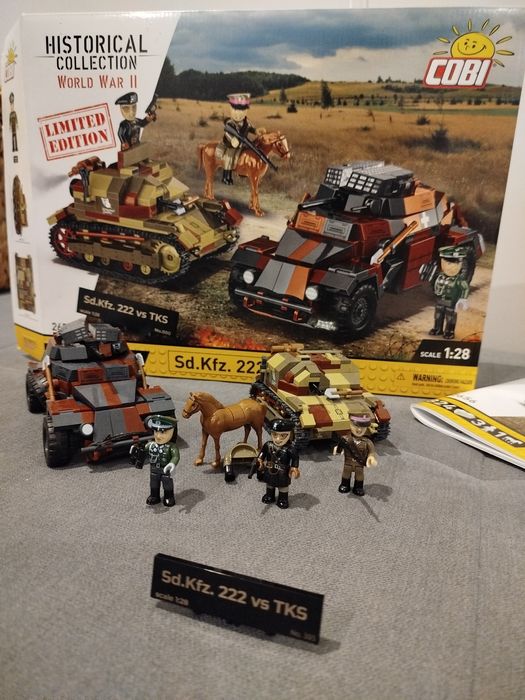 Cobi 2656 Sd.Kfz.222 vs TKS Tankietka