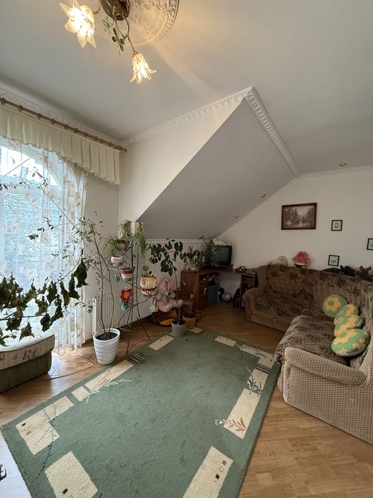 Оренда будинку Винники, 300м.2, вул.Білозіра, ділянка 12 сот.,1000$+КП