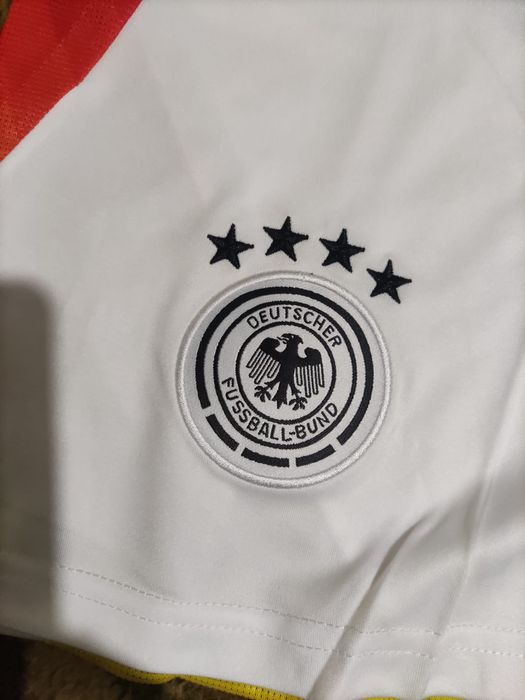 Equipamento Toni Kroos 2024 ADIDAS + Camisola sem nome originais