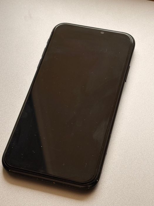 IPhone XR uszkodzony ekran