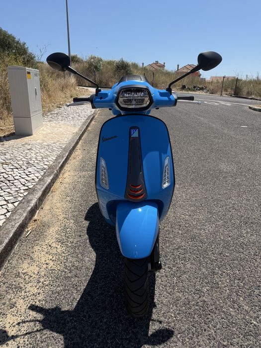 Vespa Sprint 125s