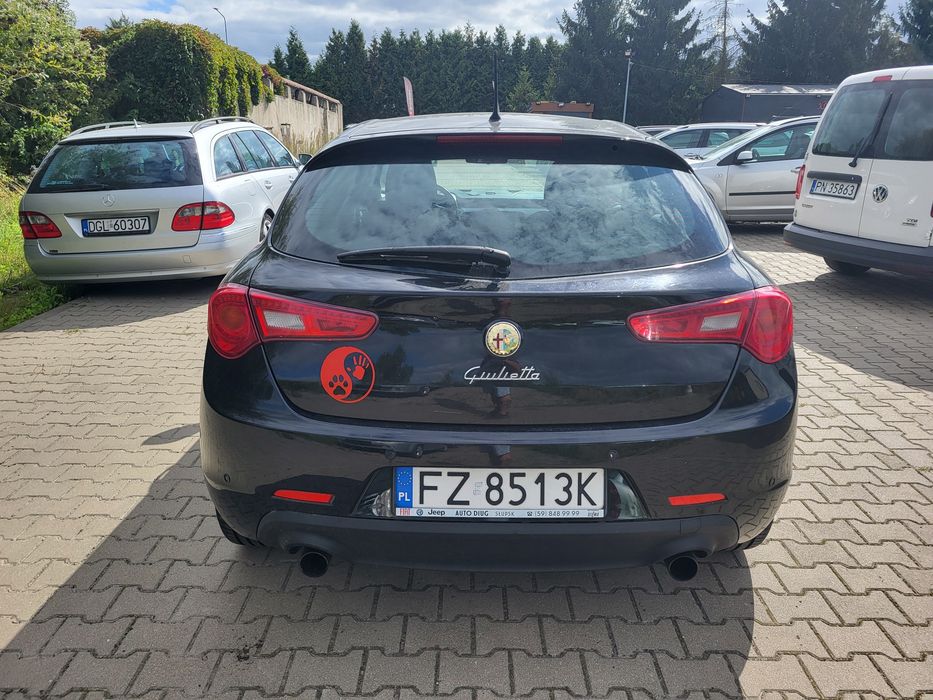 Alfa Romeo Giulietta / 2.0 diesel 170 ps / Zarejestrowany  / uszkodzona