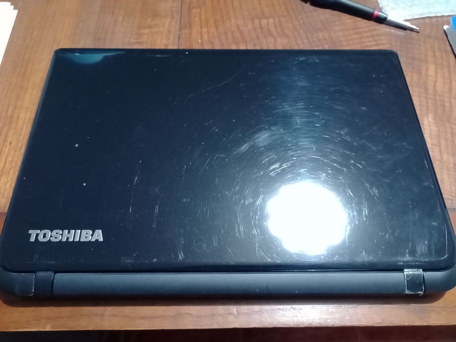 Toshiba Satellite L50B-1JQ