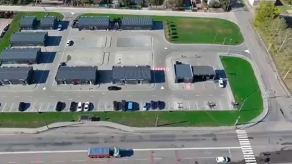 Готовий діючий бізнес Комерційне приміщення м.Новая Одеса ФАСАД траси