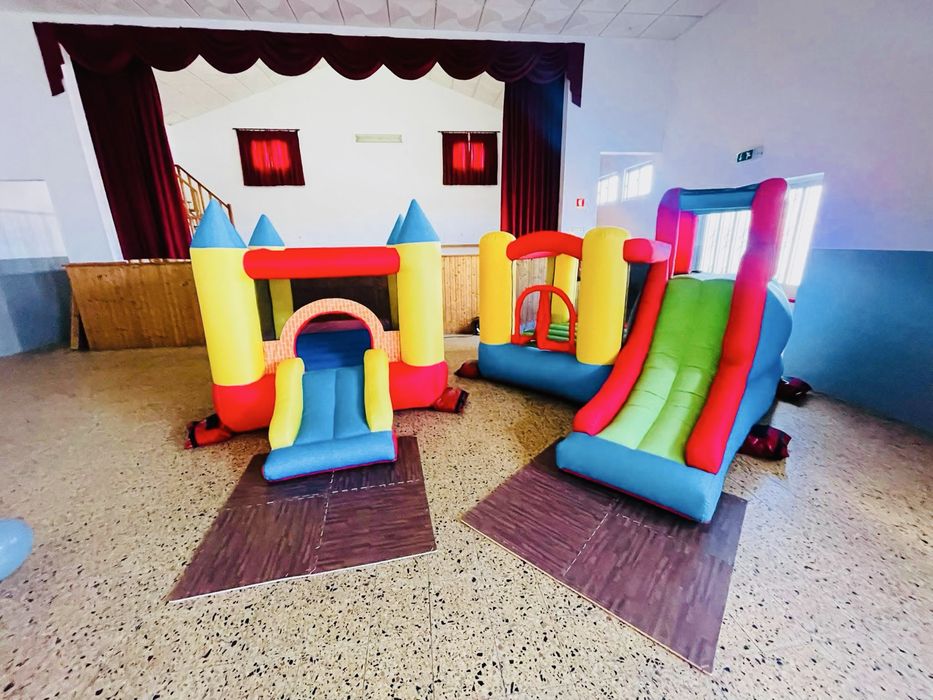 Aluguer Insuflaveis para Festas garagem ou jardim