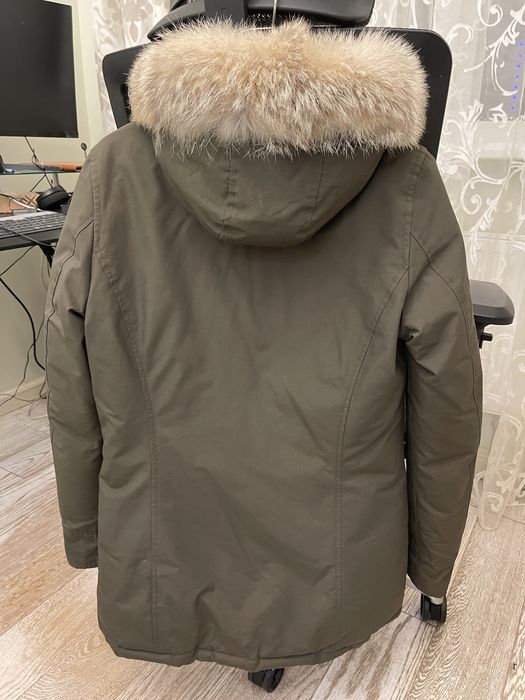жіночка куртка (парка) woolrich