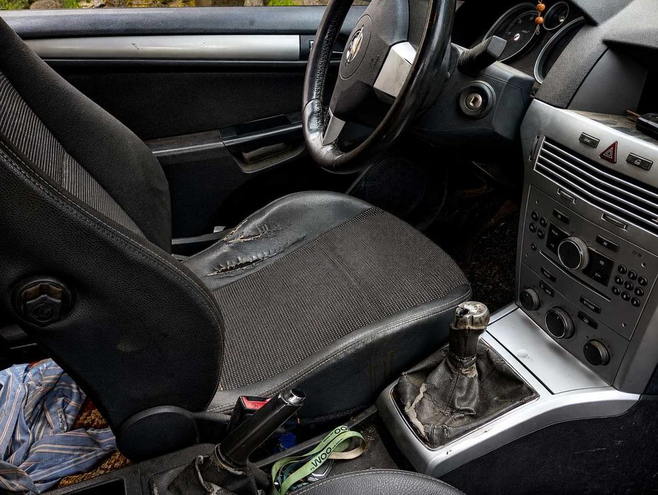 Opel Astra GTC 1.7