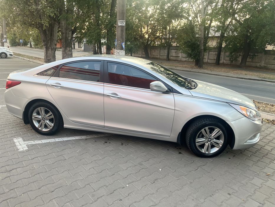 Hyundai Sonata 2.0 газ