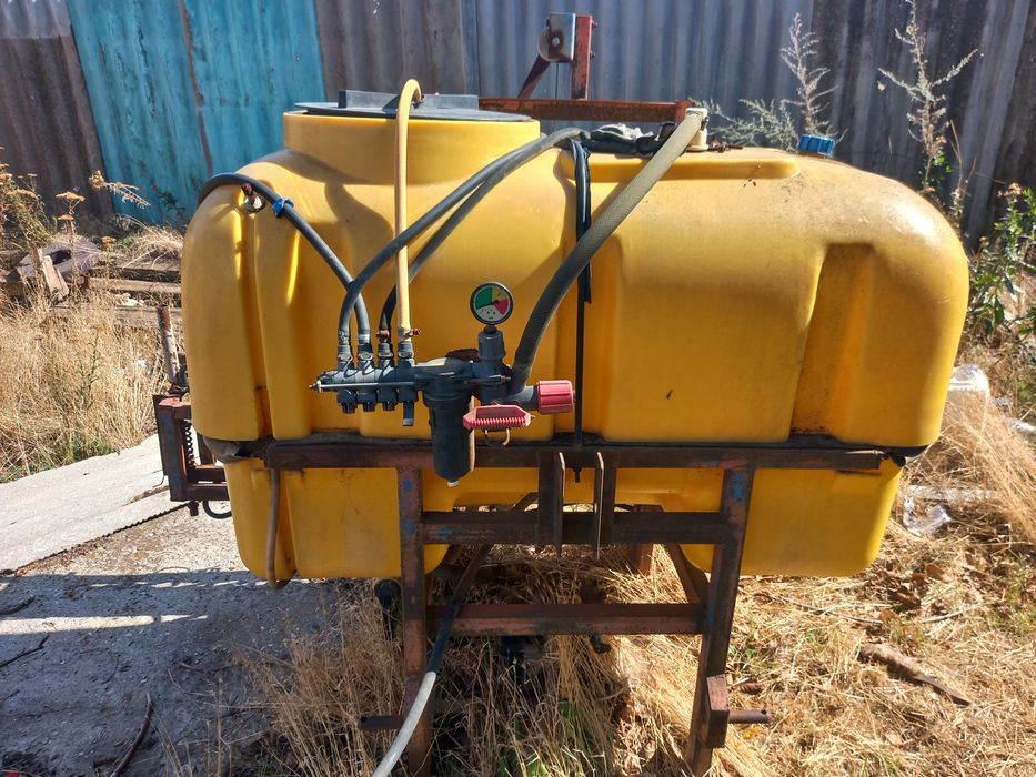 Оприскувач  600л