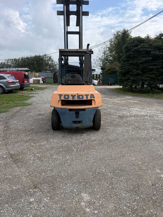 Wózek Widłowy Toyota 3FD35