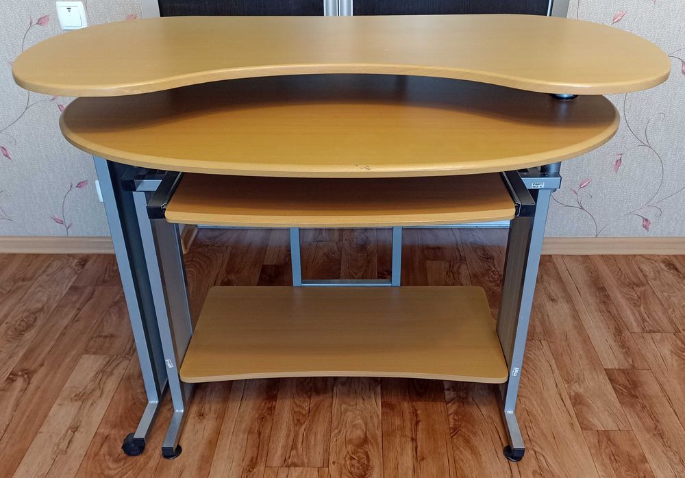 Компьютерный стол-трансформер