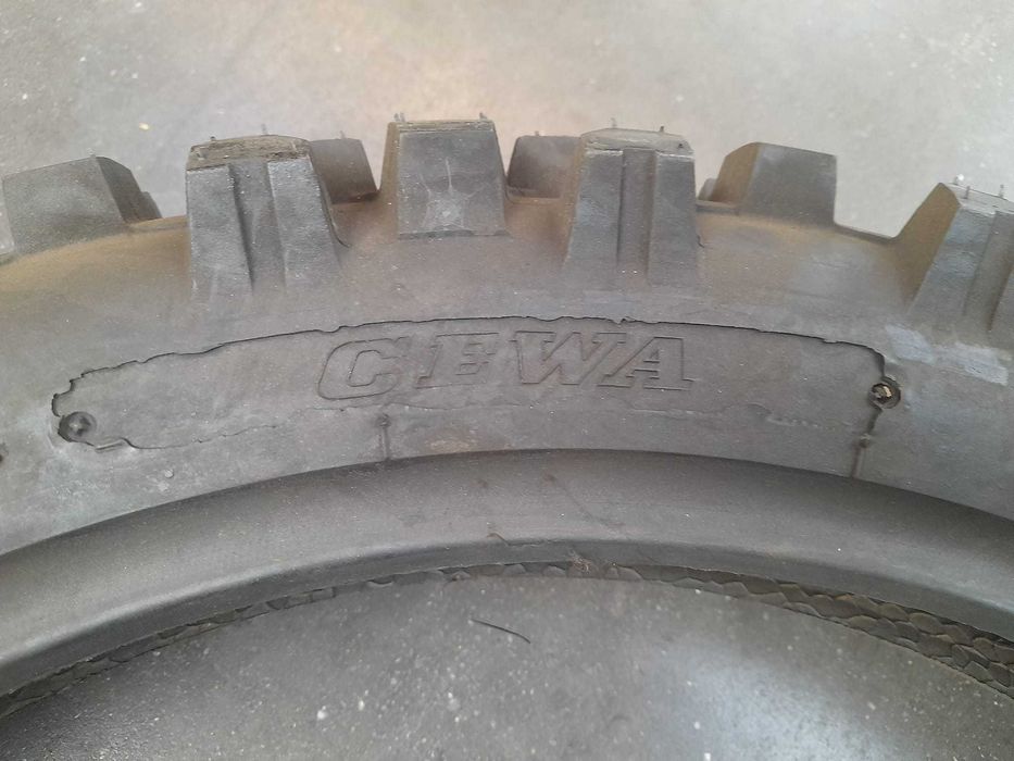 PNEU – Cewa Nylon 100/100-18