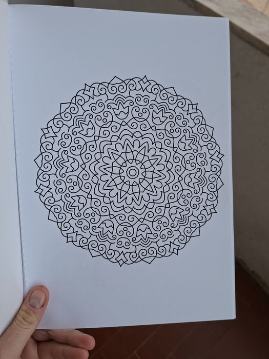 Livro de Mandalas para colorir