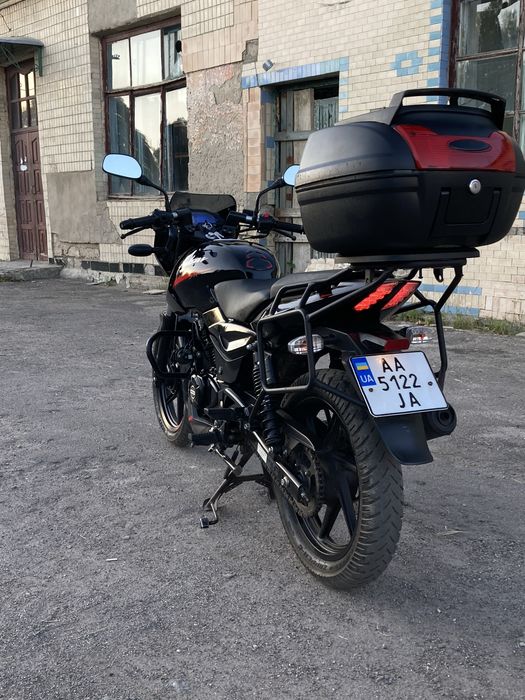 Мотоцикл Bajaj pulsar 180 Dts-i