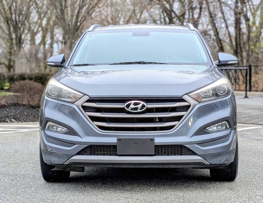 Hyundai Tucson      2016