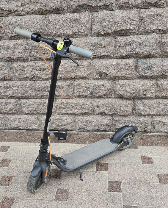 Електросамокат Segway Ninebot F30