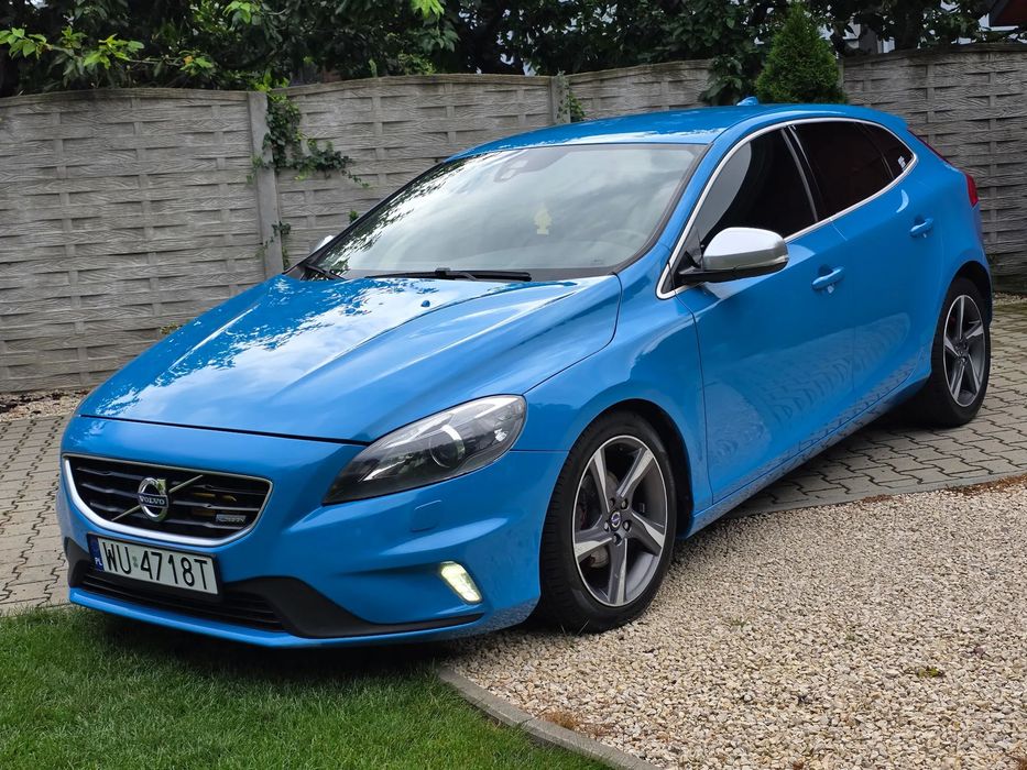 Volvo V40