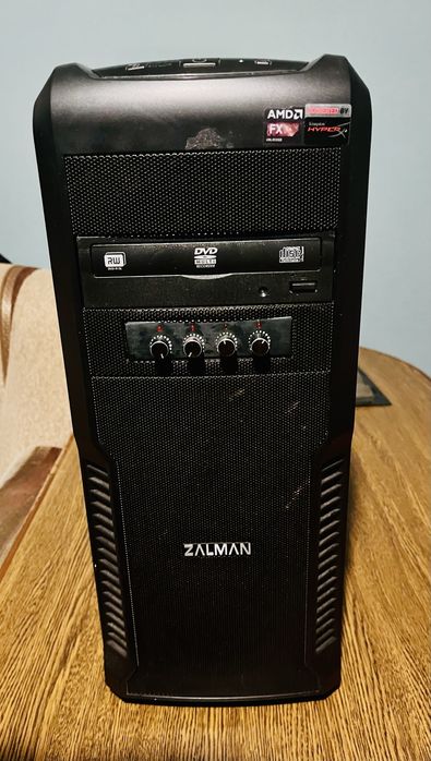 Komputer stacjonarny