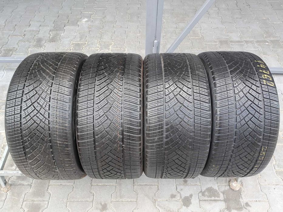 Резина зимова 99% протектор Good Year 285/40 R20 Ultra Grip Performance GEN1 NFO