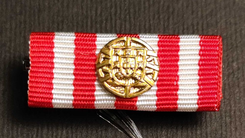 MEDALHA de SERVIÇOS DISTINTOS das FA´s